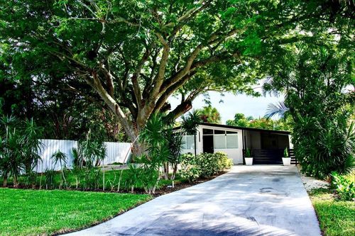 462 Hastings St, Boca Raton, FL, 33487-3246 | Card Image