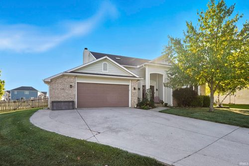 3113 Pinoak Ct, Fort Wayne, IN, 46814-8911 | Card Image