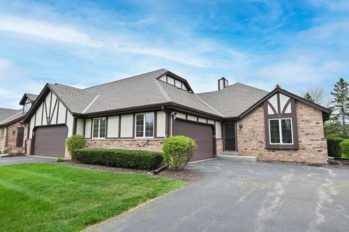 d-770 Oakwood Lane Lane, Brookfield, WI, 53045 | Card Image