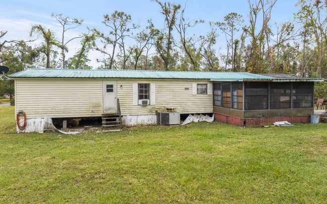 23195 104 Th St, House other with 3 bedrooms, 2 bathrooms and 2 parking in Dowling Park FL | Image 23