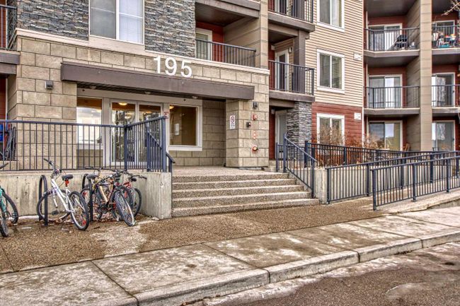 423 - 195 Kincora Glen Road Nw, Home with 2 bedrooms, 2 bathrooms and 1 parking in Calgary AB | Image 2
