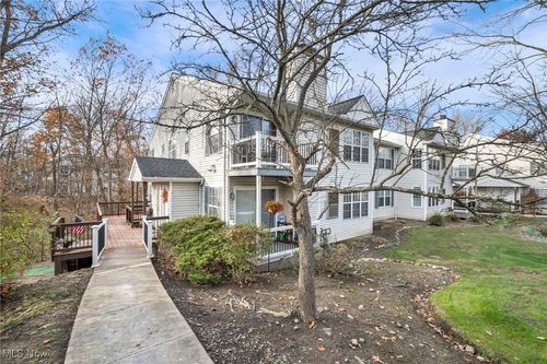 1804 Stoney Run Cir, Broadview Heights, OH, 44147-2563 | Card Image