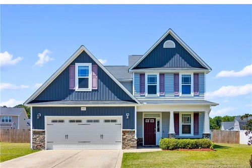 1421 Benchmark Way, Parkton, NC, 28371-1401 | Card Image
