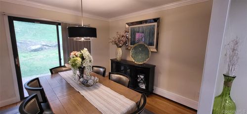 85 Bushey Ave, Yonkers, NY, 10710-5507 | Card Image