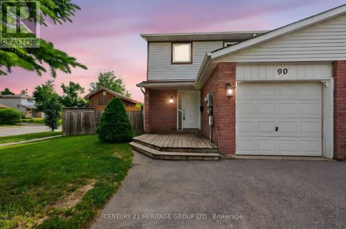 90 Burns Circle, Barrie (Letitia Heights), ON, L4N5J8 | Card Image