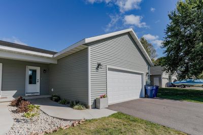 795 Stone Ridge Drive, Condo with 3 bedrooms, 2 bathrooms and null parking in MOSINEE WI | Image 2