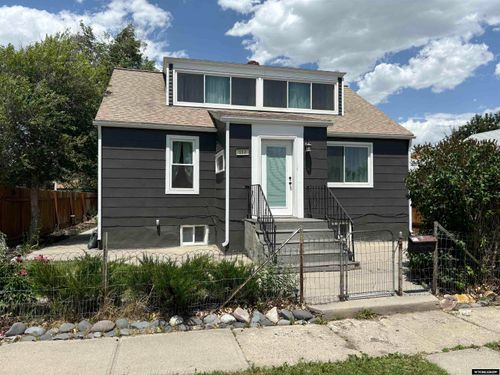 112 Adams Ave, Riverton, WY, 82501-4308 | Card Image