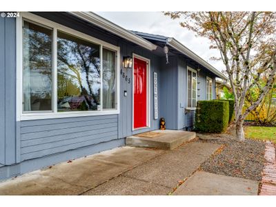 4665 Cody Ave, House other with 3 bedrooms, 1 bathrooms and 2 parking in Eugene OR | Image 2