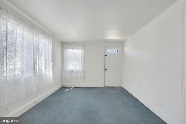 6256 Ocean Blvd, House other with 2 bedrooms, 2 bathrooms and null parking in CHINCOTEAGUE ISLAND VA | Image 4