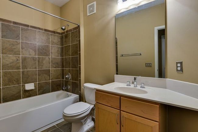 APT-318 - 3000 Vanderbilt Pl, Condo with 2 bedrooms, 2 bathrooms and 2 parking in Nashville TN | Image 10