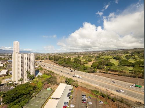 2409-98-402 Koauka Loop, Aiea, HI, 96701-4578 | Card Image