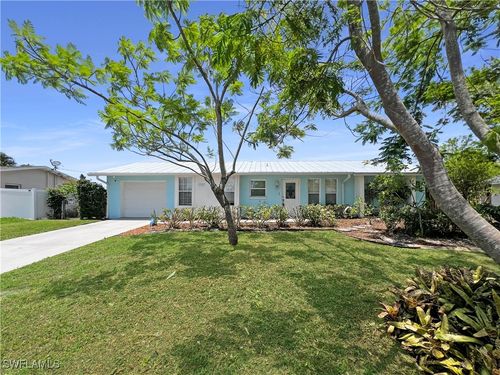 1303 Se 22nd Ter, Cape Coral, FL, 33990-4625 | Card Image