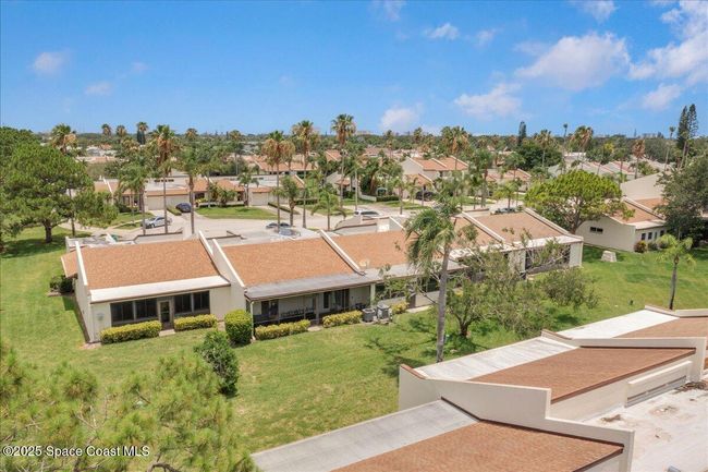 443 Hawthorne Ct, Townhouse with 2 bedrooms, 2 bathrooms and null parking in Indian Harbour Beach FL | Image 33