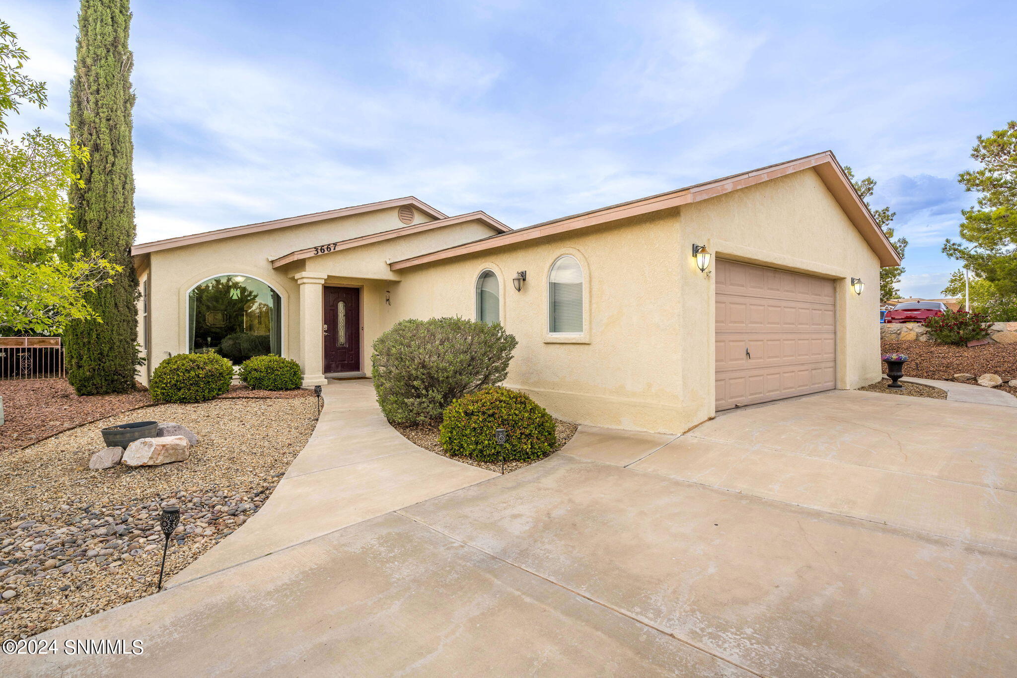 Australite Ct, Las Cruces, NM 88012