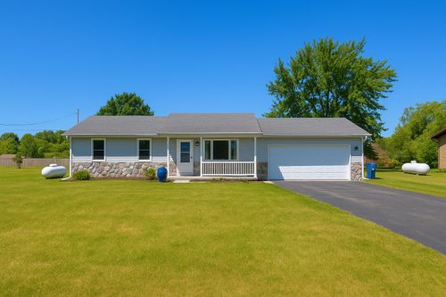 28450 66th Ave, Lawton, MI, 49065-6663 | Card Image