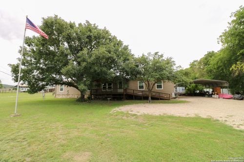 121 Tremper Trl E, Center Point, TX, 78010-5401 | Card Image