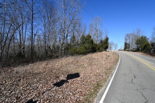 2172 Airport Ridge Rd, Linden, TN, 37096-4012 | Card Image