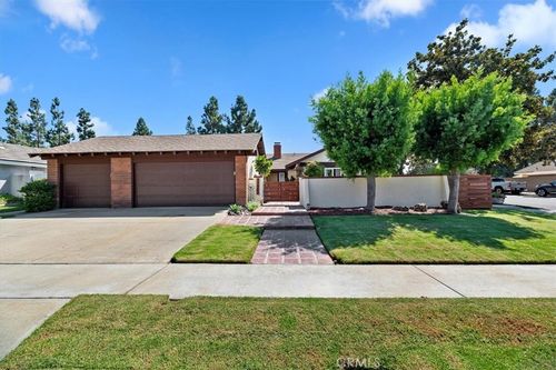 17902 Lucero Way, Tustin, CA, 92780-2624 | Card Image