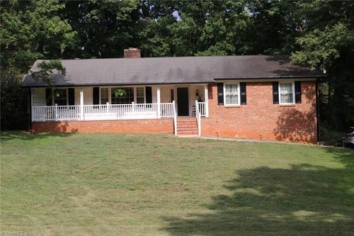 8455 Jefferson Church Rd, Rural Hall, NC, 27045-9419 | Card Image