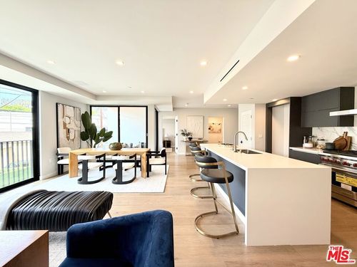 apt-203-1017 N Croft Ave, Los Angeles, CA, 90069-4569 | Card Image
