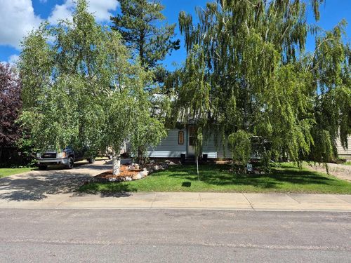 8525 95 St, Grande Prairie, AB, T8V3E4 | Card Image