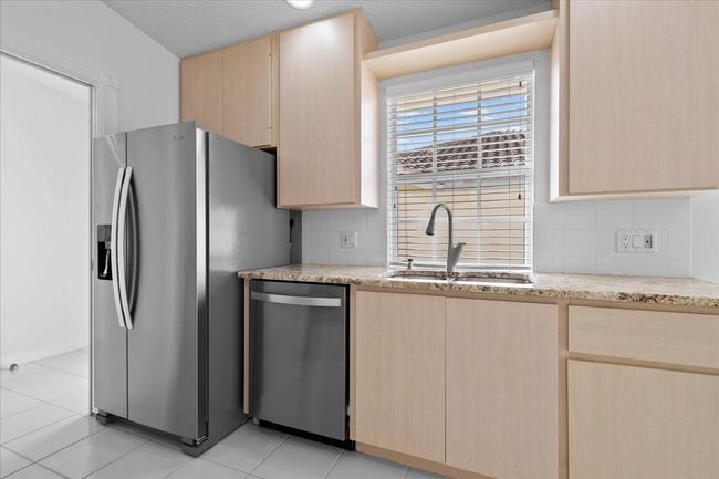 7747 Se Spicewood Cir, Home with 2 bedrooms, 2 bathrooms and null parking in Hobe Sound FL | Image 7