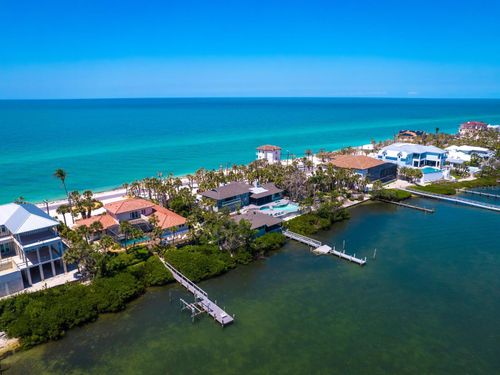 3300 Casey Key Rd, Nokomis, FL, 34275-3325 | Card Image