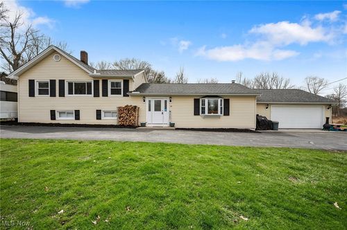 30 Orton Rd, Painesville, OH, 44077-5142 | Card Image