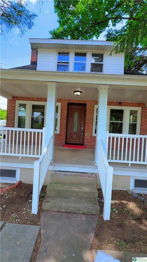 123 S Cedarbrook Rd, Allentown, PA, 18104-5703 | Card Image