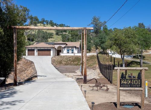 29200 Acorn Ct, Coarsegold, CA, 93614-9803 | Card Image