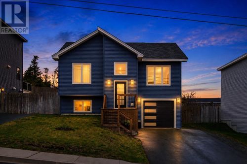 20 Phoenix Dr, Paradise, NL, A1L4H9 | Card Image