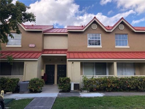 e-18352 Nw 68th Ave, Hialeah, FL, 33015-3438 | Card Image