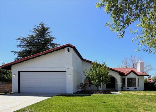 43619 Emile Zola St, Lancaster, CA, 93535-4289 | Card Image