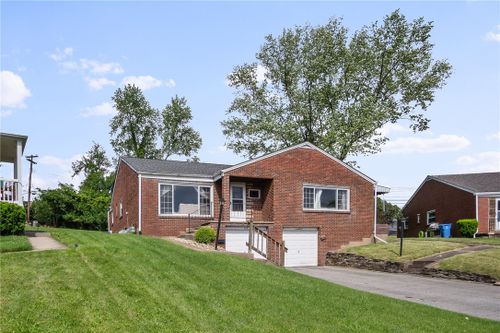 154 Greenbrier Dr, Clarks Green, PA, 18411-1150 | Card Image