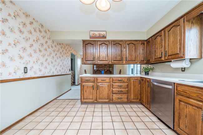 458 Rosslyn Ave, House other with 4 bedrooms, 2 bathrooms and 1 parking in Springdale PA | Image 17