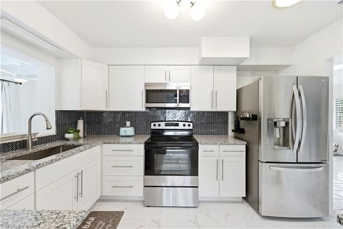 1147 Shady Rest Ln, NAPLES, FL, 34103-3335 | Card Image