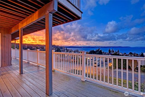 211 Arbor Ter, Camano Island, WA, 98282-8612 | Card Image