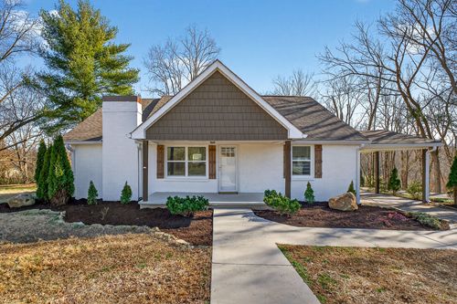 104 Henegar St, Mc Minnville, TN, 37110-2228 | Card Image