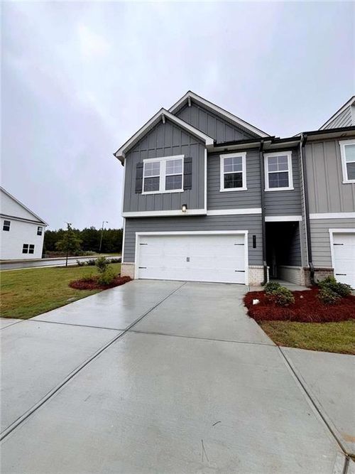 250 Point Place Dr, Loganville, GA, 30052-9803 | Card Image