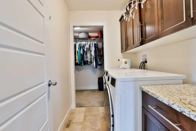 240 Prairie Rose Place S, House other with 7 bedrooms, 4 bathrooms and 7 parking in Lethbridge AB | Image 23
