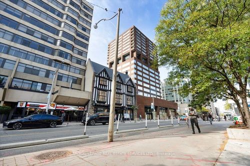 1214-914 Yonge St, Toronto, ON, M4W3C8 | Card Image