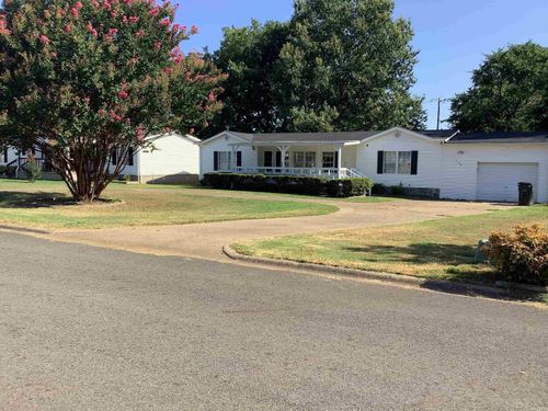 129 Century Cir, Hot Springs, AR, 71913-9679 | Card Image