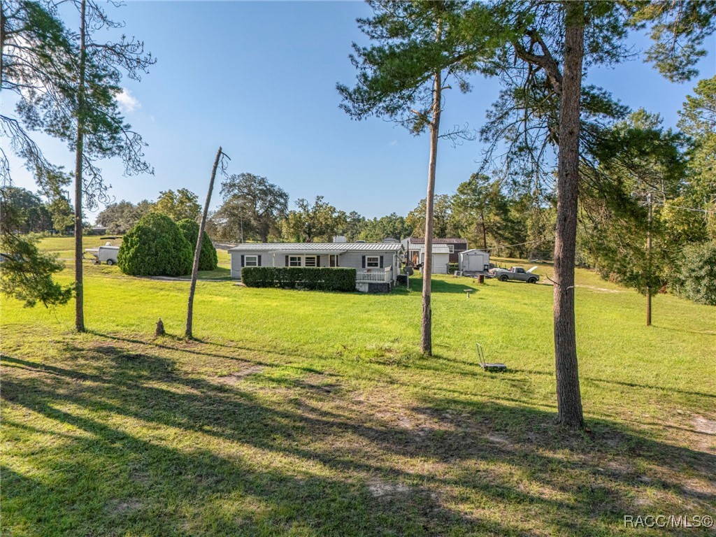 English Ln, Dunnellon, FL 34433