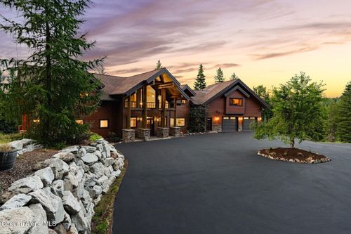 968 Hidden Valley Rd, Sandpoint, ID, 83864-8588 | Card Image