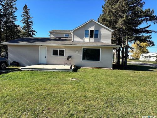 13 Wauchope St, Redvers, SK, S0C2H0 | Card Image