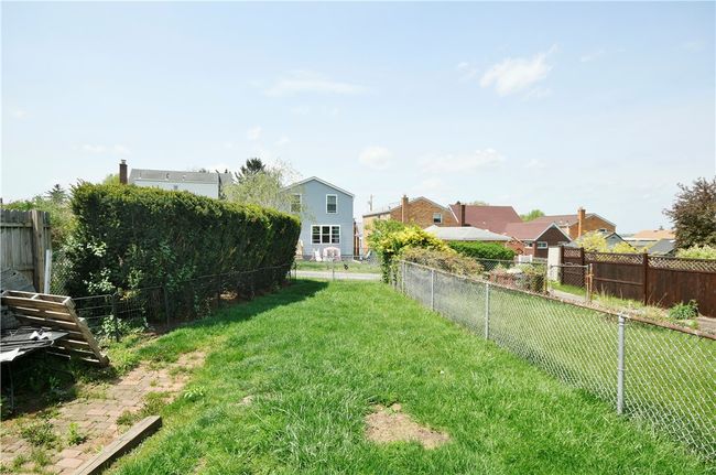 569 Loretto Rd, House other with 2 bedrooms, 1 bathrooms and 1 parking in Pittsburgh PA | Image 18