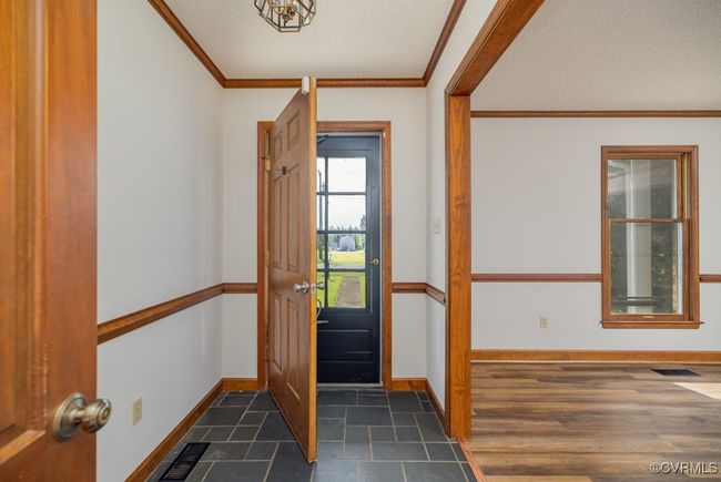 Entryway with slate tile, coat closet | Image 8