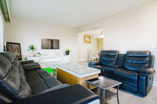 202-11901 89a Ave, Delta, BC, V4C3G8 | Card Image