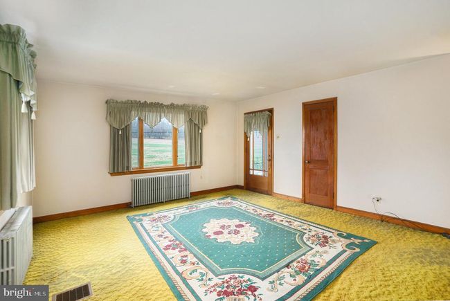 1042 Weisstown Rd, House other with 3 bedrooms, 1 bathrooms and null parking in BOYERTOWN PA | Image 7