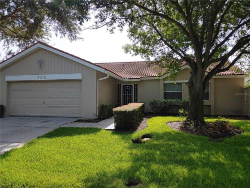 525 Moreno Cir Ne, ST PETERSBURG, FL, 33703-3113 | Card Image